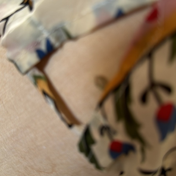 Vintage Johnny Was , XS silk/ Rayon Embroidered top, GREAT style, floral paisley - Picture 7 of 11